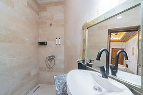 Tyana Cave House