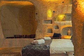 Tyana Cave House