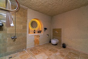 Tyana Cave House