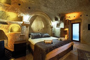 Tyana Cave House
