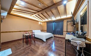 Gimpo Petite Hotel
