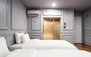 Gimpo Petite Hotel