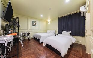 Gimpo Petite Hotel