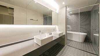 Gimhae The Van Hotel