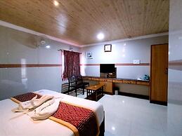 Hotel Gvs Residency