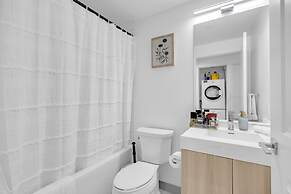 Jarvis Suites - Prime Location