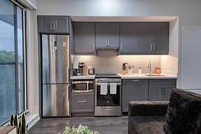 Jarvis Suites - Prime Location