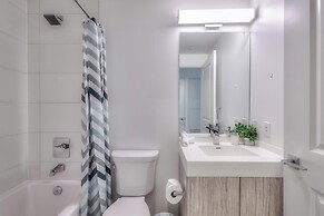 Jarvis Suites - Prime Location