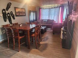 Waterfront Cabin on Lake Superior Sleeps 7 Plus ppl