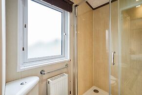 Host Stay Sutton Lodge