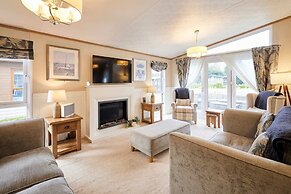 Host Stay Sutton Lodge