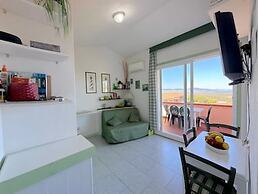 Charming Sea-view Apartment With Pool