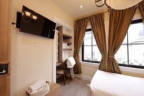 Hosting Peace 4BR San Rafael Sleeps 8