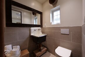 Hosting Peace 4BR San Rafael Sleeps 8