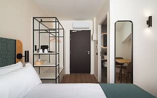 Limehome Versailles Rue du Bailliage