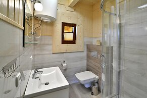 Comfortable, Large Holiday Homes With Terraces