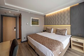 Heya Hotel