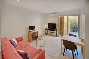 Joli Studio Belle Terrasse Centre Cannes A0b169
