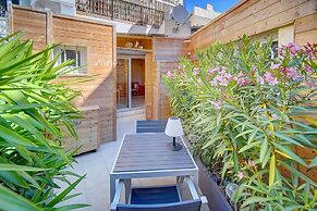 Joli Studio Belle Terrasse Centre Cannes A0b169