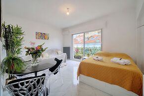 Studio Lumineux 200 m DES Plages A0b192