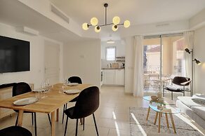 Magnifique 3 pi ces Avec Terrasse A2b238