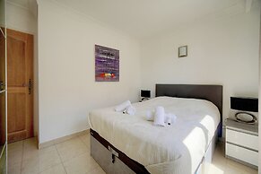 Beau 3 Chambres Piscine Parking A3b134