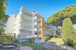 Studio Lumineux Refait 2025 A Neuf A0b206