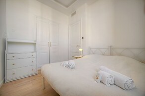 Exceptionnel 3 Chambres Balcon Carr d or A3b129