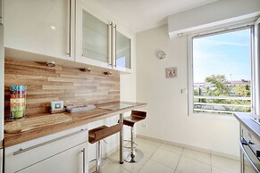 3 pi ces Terrasse et Parking A2b237