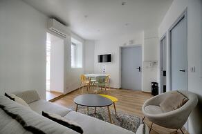Moderne 2 pi ces c ur du Quartier Suquet A1b261