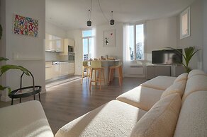 Maison DE Ville 6 Chambres Terrasse A6b002