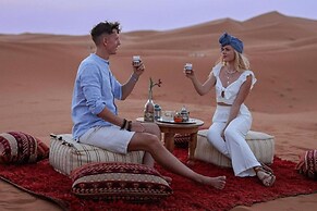Merzouga  Aicha Luxury Camp