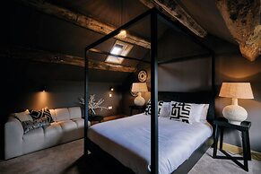 Boutique Luxury Cottage Cheshire Wedding Guests