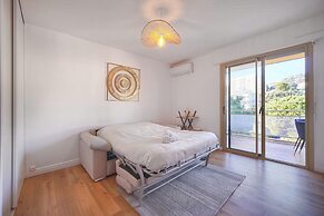 Lumineux Studio Avec Loggia A0b203
