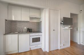Lumineux Studio Avec Loggia A0b203