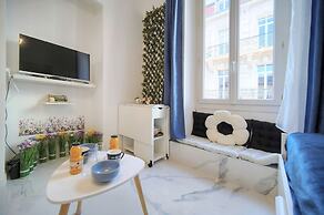 Charmant Studio Hypercentre A0b211
