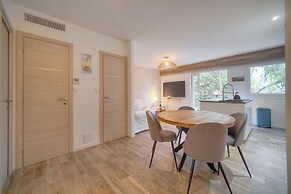 2 Chambres Balcon vue Jardin-carnot A2b266