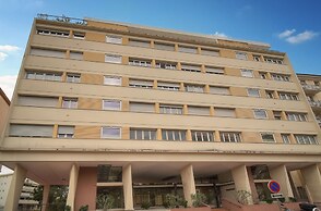 2 Chambres Balcon vue Jardin-carnot A2b266