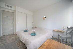 2 Chambres Balcon vue Jardin-carnot A2b266