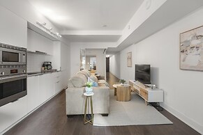 The Coreline Suites – Downtown Toronto