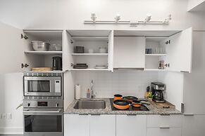 The Coreline Suites – Downtown Toronto