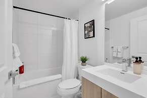The Coreline Suites – Downtown Toronto