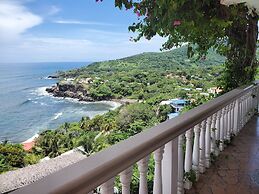 Bed & Breakfast by the sea