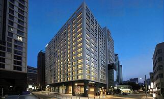 UH FLAT THE SEOCHO NEW WINGS