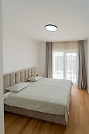 Villa Turnea With Heated Pool