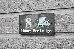 Host Stay Honey Bee Lodge