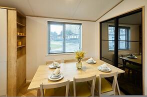 Host Stay Mulberry Lodge