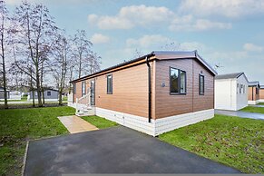 Host Stay Cherry Lodge