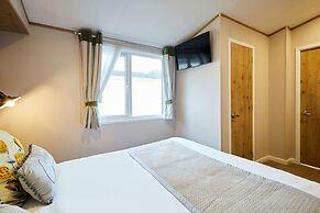 Host Stay Cherry Lodge