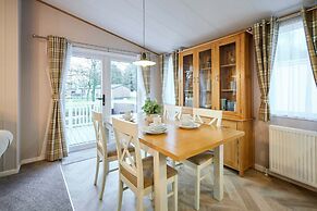 Host Stay Cherry Lodge